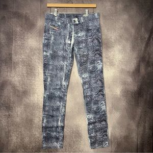 Diesel Livier Sp Super Slim‎ Low Waist Stretch Jegging. Size W 27